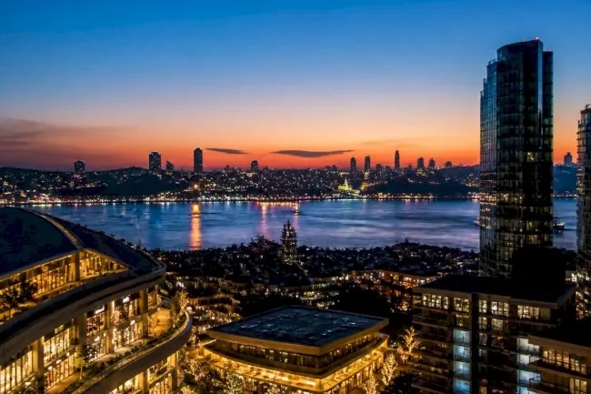 Zorlu Center: İstanbul'da Premium Gayrimenkul ve Stratejik Varlık Yönetiminin Merkezi