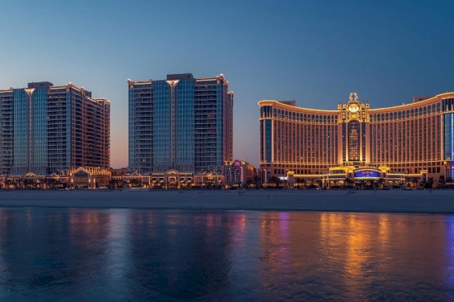 Luxury Investment Project Next to a Casino in the UAE